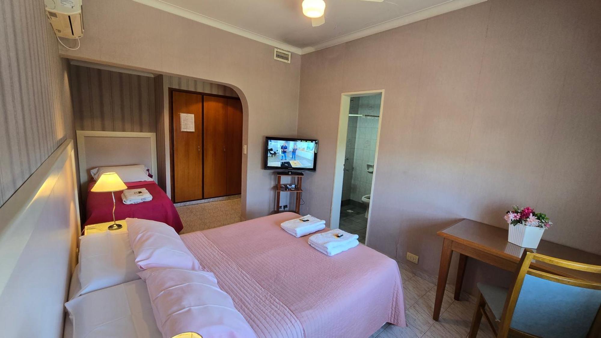 HOTEL ANCONA Rio Colorado RN Exterior foto